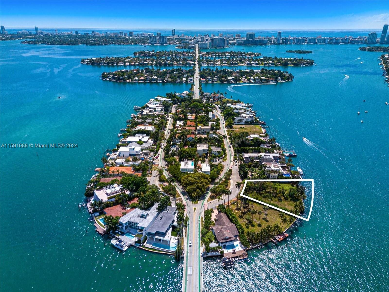 Picture of 1236 S Venetian Way, Miami, FL 33139