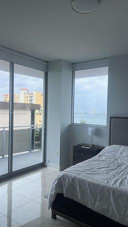 Picture of 7901 Hispanola Ave # 801, North Bay Village, FL 33141