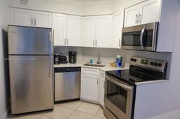 Picture of 5225 Collins Ave # 1507, Miami Beach, FL 33140