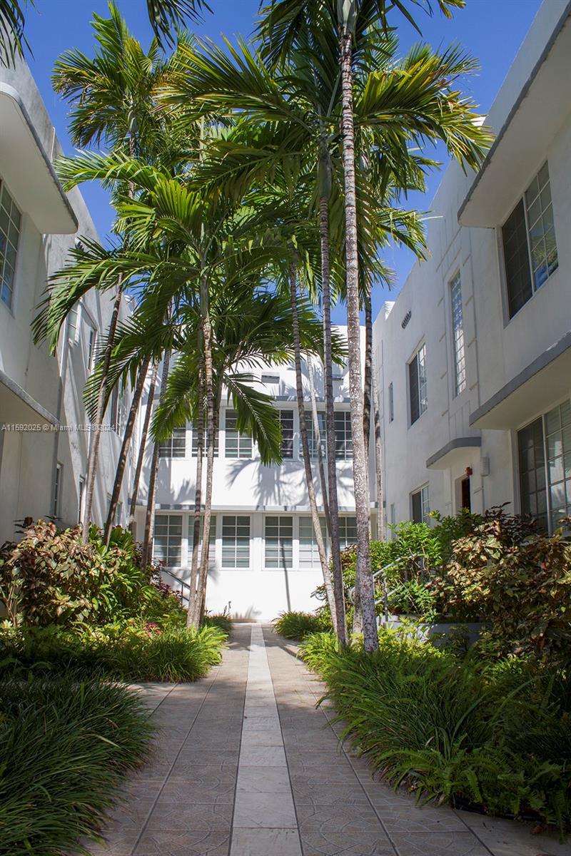 Picture of 1000 Meridian Ave # 2, Miami Beach, FL 33139