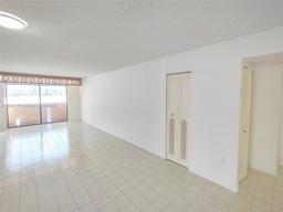 Picture of 2924 Collins Avenue # 501, Miami Beach, FL 33140
