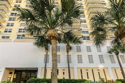 Picture of 427 Golden Isles Dr # 5H, Hallandale Beach, FL 33009
