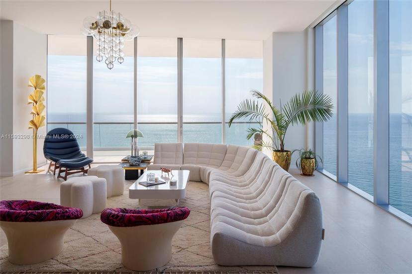 Picture of 18501 Collins Ave # 4204, Sunny Isles Beach FL 33160