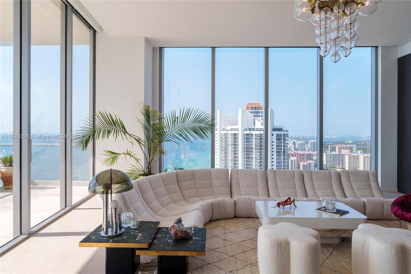 Picture of 18501 Collins Ave # 4204, Sunny Isles Beach FL 33160