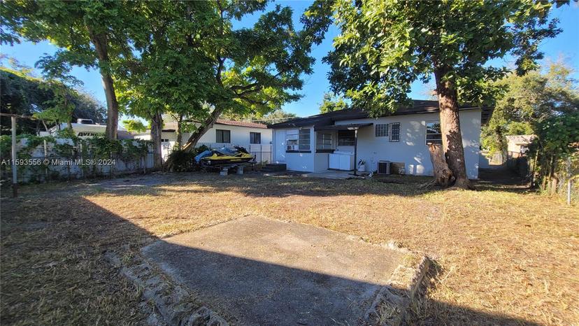 Picture of 1420 NW 58Th Ter, Miami FL 33142