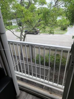 Picture of 1945 Marsh Harbor Dr # 1945, Riviera Beach, FL 33404