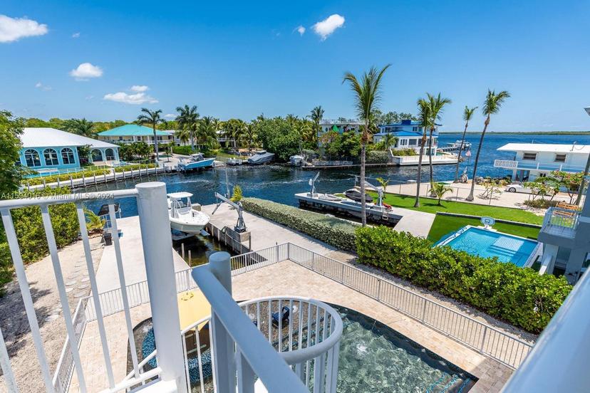 Picture of 68 S Bass Avenue, Key Largo FL 33037