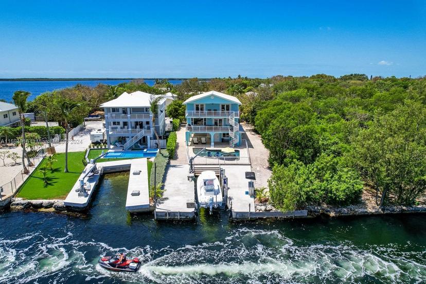 Picture of 68 S Bass Avenue, Key Largo FL 33037