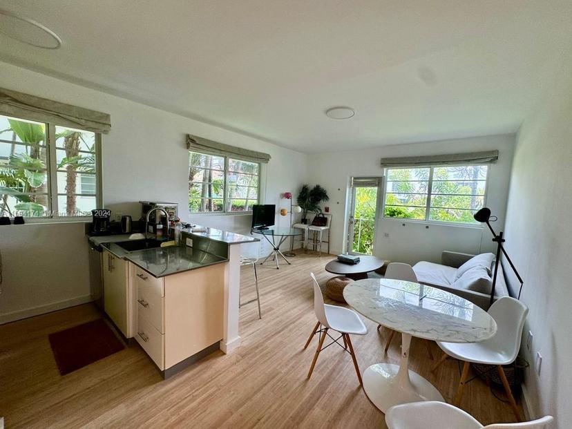 Picture of 3917 N Meridian Ave # 102, Miami Beach FL 33140