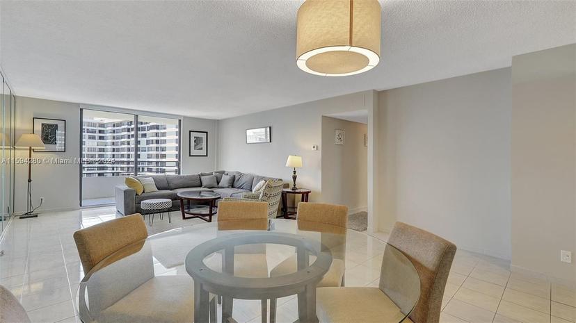 Picture of 2500 Parkview Dr # 1520, Hallandale Beach FL 33009