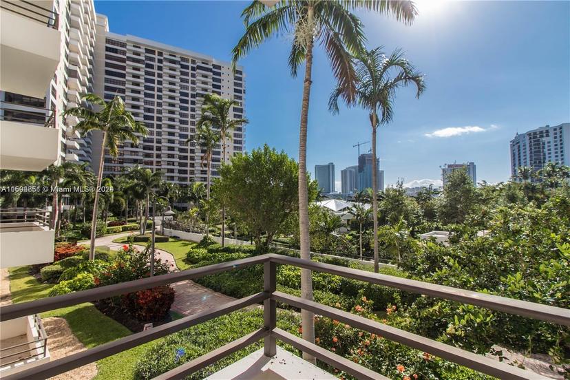 Picture of 600 Three Islands Blvd # 219, Hallandale Beach FL 33009