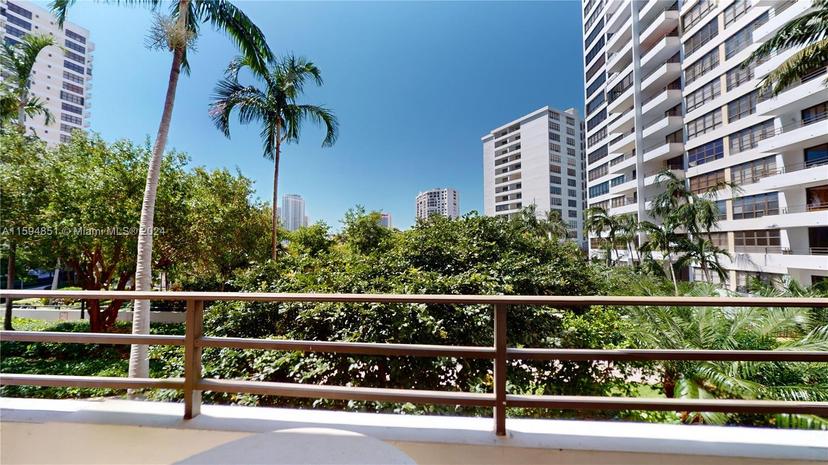 Picture of 600 Three Islands Blvd # 219, Hallandale Beach FL 33009