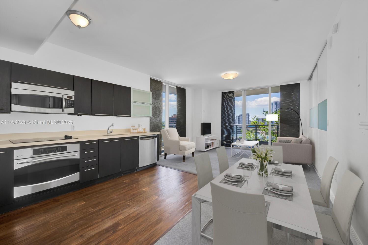 Picture of 90 SW 3Rd St # 1112, Miami, FL 33130