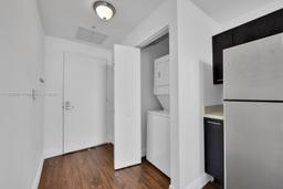 Picture of 90 SW 3Rd St # 1112, Miami, FL 33130