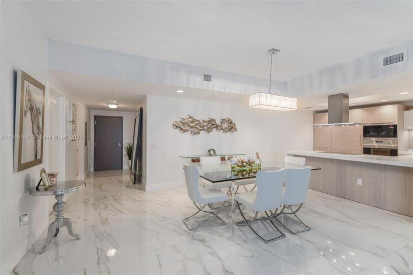 Picture of 17111 Biscayne Blvd # 2303, North Miami Beach FL 33160