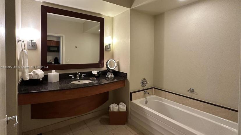 Picture of 18001 Collins Ave # 2607, Sunny Isles Beach FL 33160