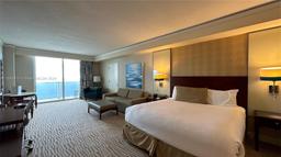 Picture of 18001 Collins Ave # 2607, Sunny Isles Beach, FL 33160