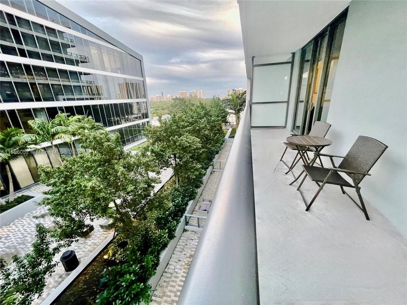 Picture of 2960 NE 207Th St # 707, Aventura FL 33180