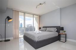 Picture of 1750 N Bayshore Dr # 2910, Miami, FL 33132