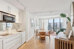 Picture of 2201 Collins Ave # 1511, Miami Beach, FL 33139