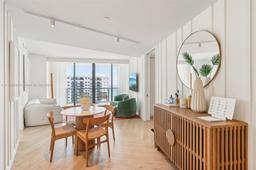 Picture of 2201 Collins Ave # 1511, Miami Beach, FL 33139