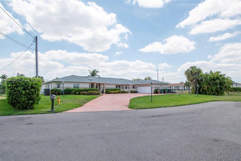 Picture of 3528 SE 16Th Pl, Cape Coral FL 33904