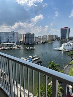 Picture of 1965 S Ocean Drive # 9L, Hallandale Beach FL 33009