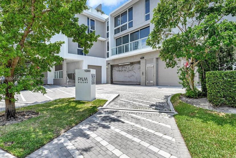 Picture of 1000 99Th St # 14, Bay Harbor Islands FL 33154