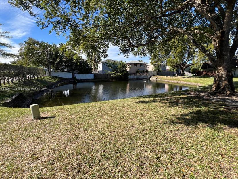 Picture of 5825 Swordfish Ct # D, Tamarac FL 33319