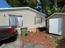Picture of 220 NE 12Th Ave # 37, Homestead, FL 33030