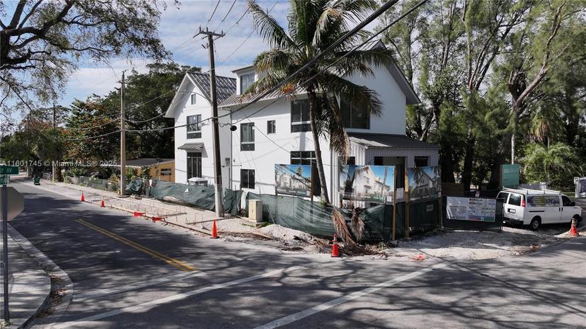 Picture of 3604 Day Ave, Miami FL 33133