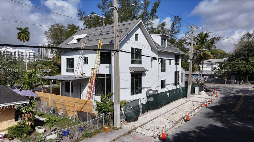 Picture of 3604 Day Ave, Miami FL 33133
