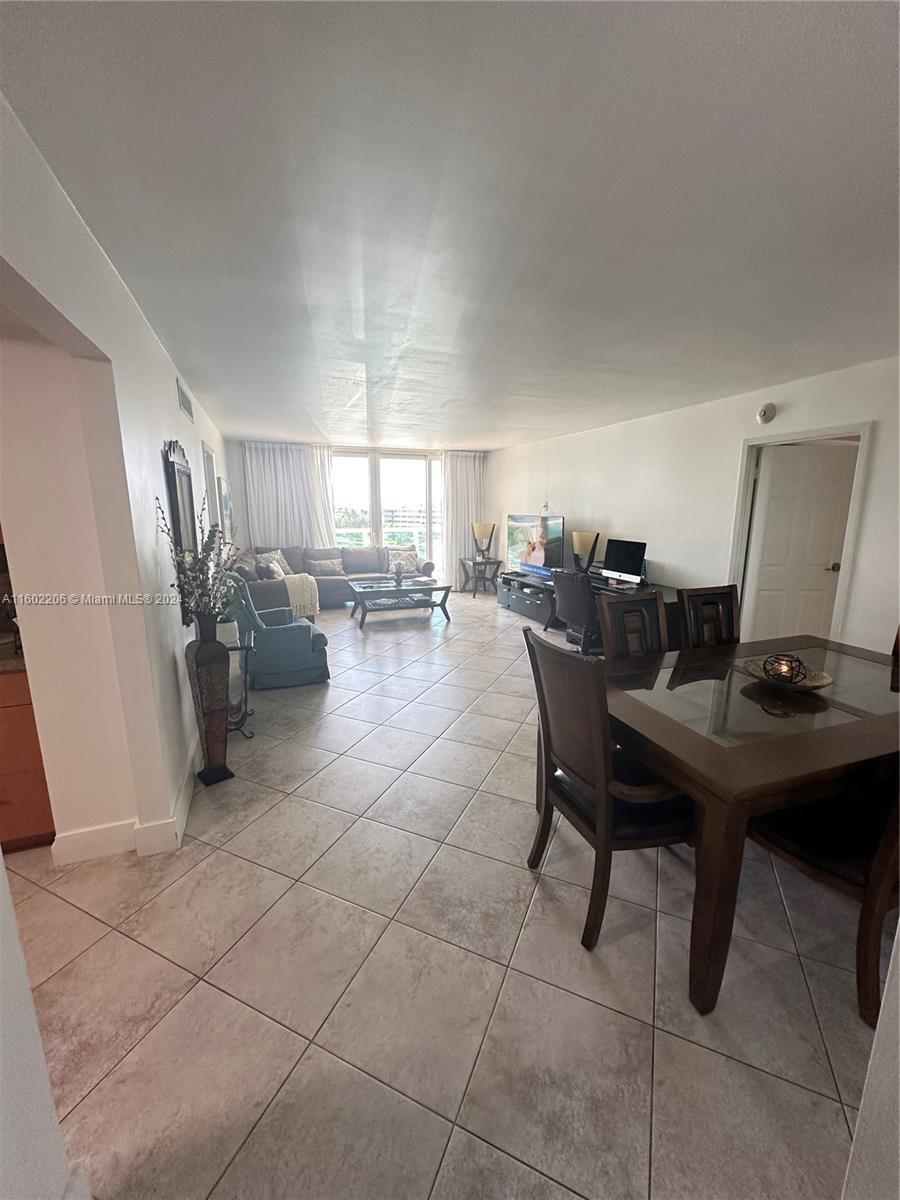 Picture of 100 Bayview Dr # 601, Sunny Isles Beach, FL 33160