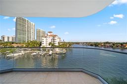 Picture of 19707 Turnberry Way # 6K, Aventura, FL 33180