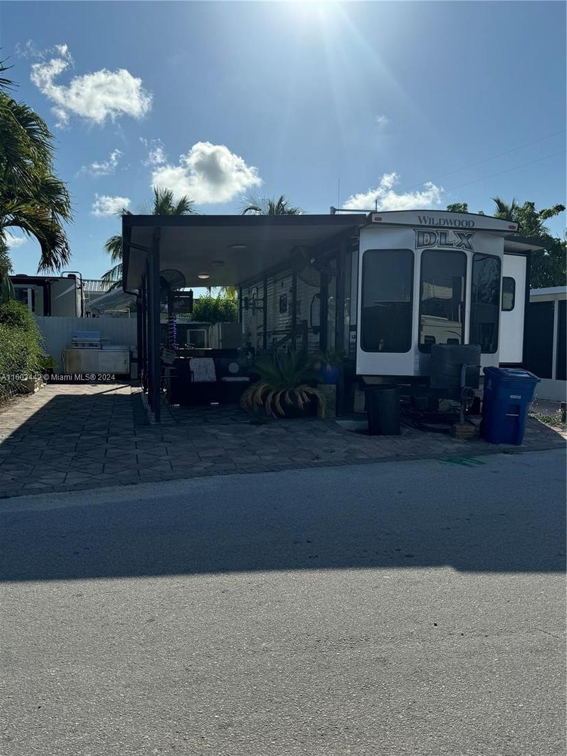 Picture of 325 Calusa St Lot 2, Key Largo FL 33037