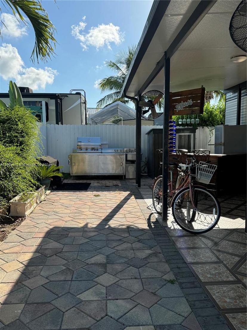 Picture of 325 Calusa St Lot 2, Key Largo FL 33037