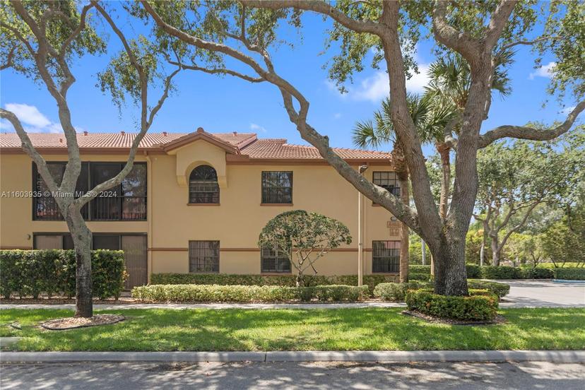 Picture of 5163 Europa Dr, Boynton Beach FL 33437