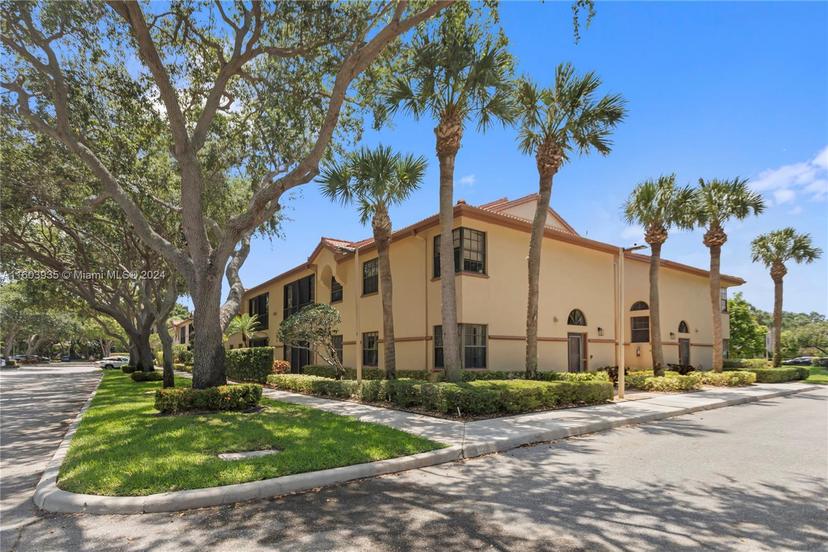 Picture of 5163 Europa Dr, Boynton Beach FL 33437