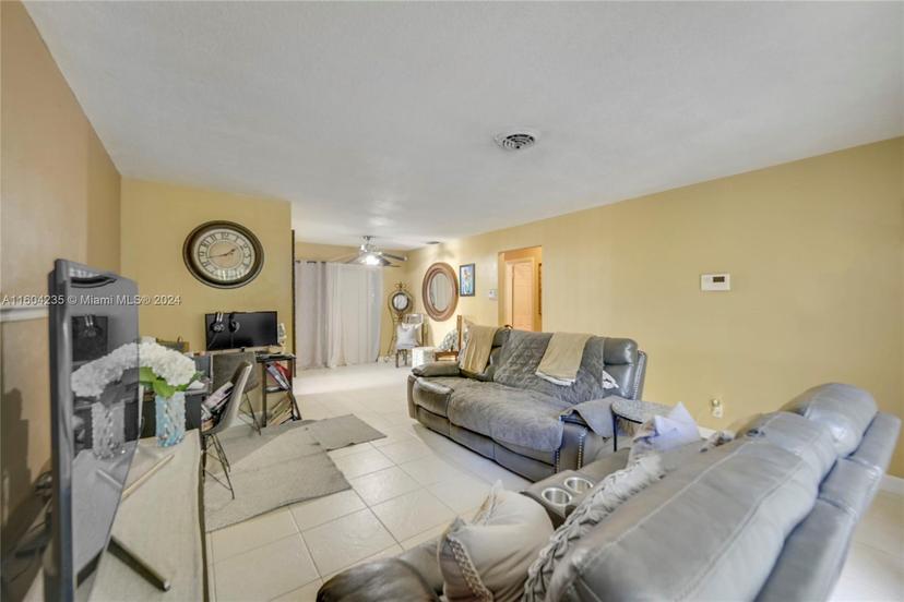 Picture of 5340 SW 11Th St, Margate FL 33068