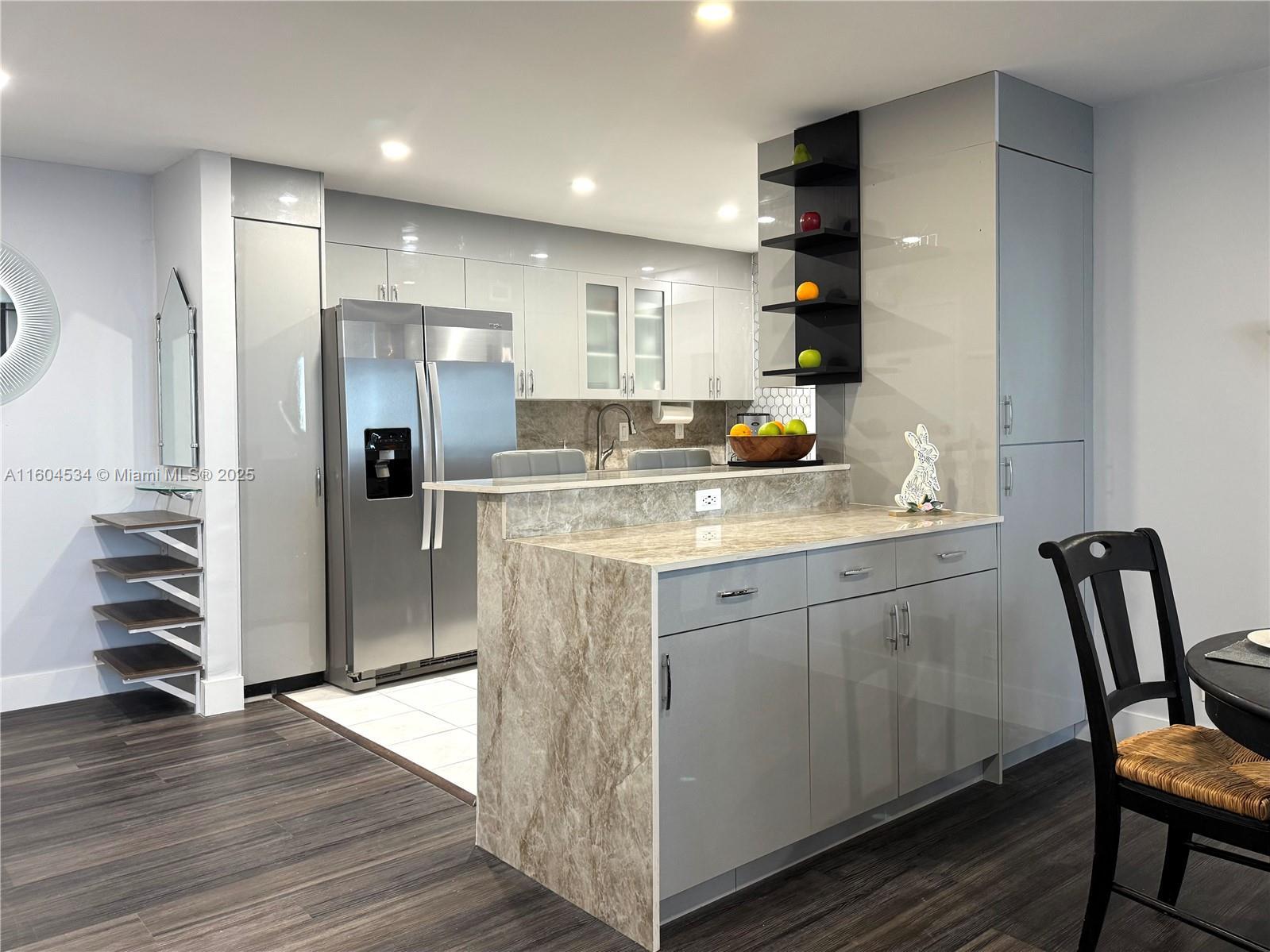 Picture of 2301 S Ocean Dr # 2403, Hollywood, FL 33019