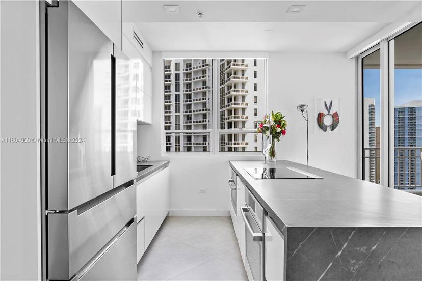 Picture of 801 Brickell Key Blvd # 3112, Miami FL 33131