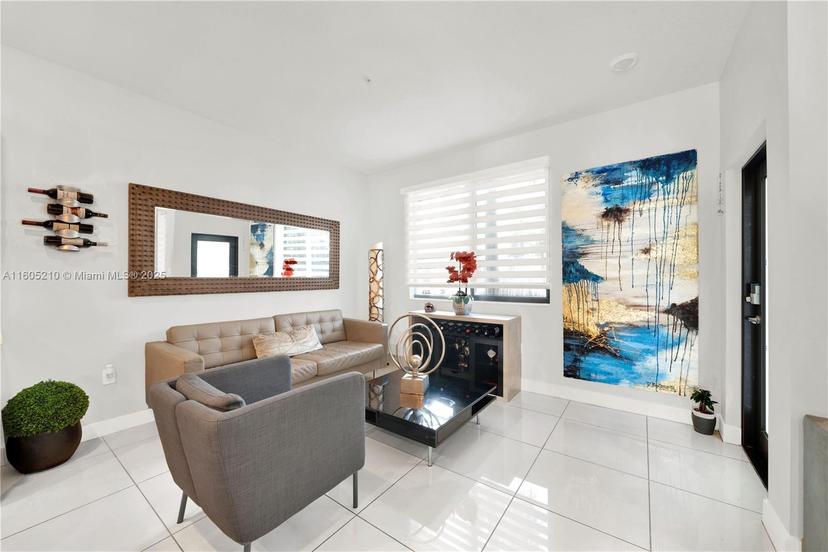 Picture of 4725 NW 85Th Ave # 13, Doral FL 33166