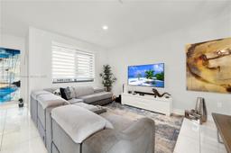 Picture of 4725 NW 85Th Ave # 13, Doral, FL 33166