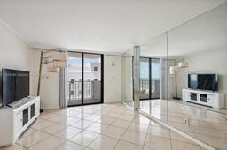Picture of 4301 Collins Ave # 1004, Miami Beach, FL 33140