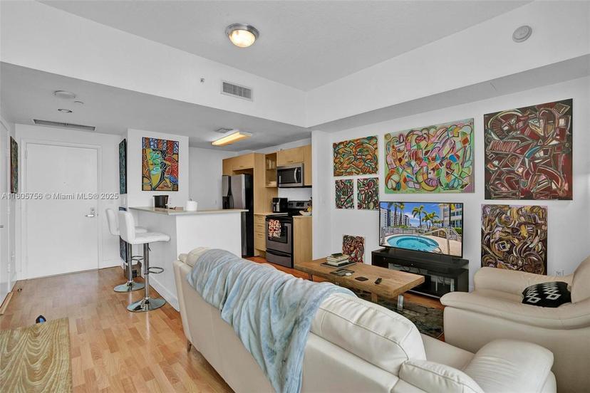 Picture of 350 NE 24Th St # 704, Miami FL 33137