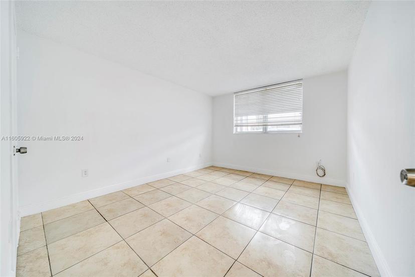 Picture of 1805 Sans Souci Blvd # 122, North Miami FL 33181