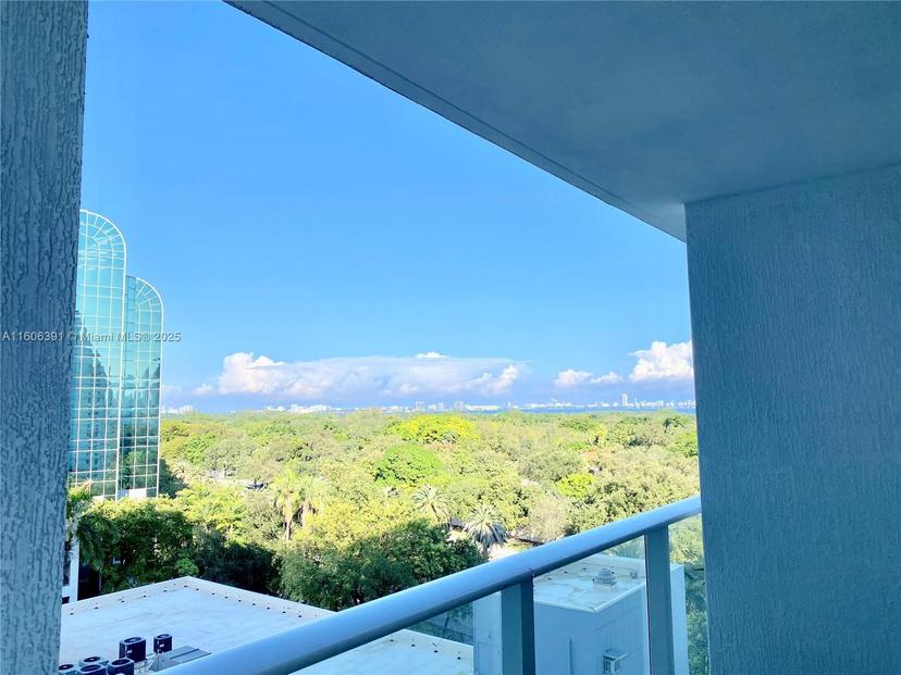 Picture of 4250 Biscayne Blvd # 806, Miami FL 33137