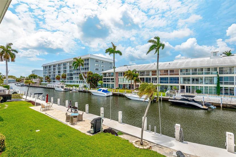 Picture of 3050 NE 48Th St # 204, Fort Lauderdale FL 33308