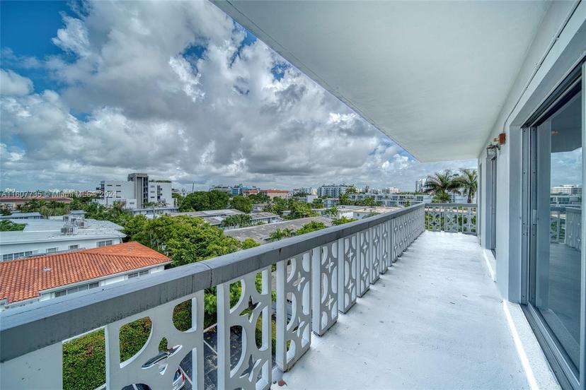 Picture of 9700 E Bay Harbor Dr # 508, Bay Harbor Islands FL 33154