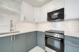 Picture of 9700 E Bay Harbor Dr # 508, Bay Harbor Islands, FL 33154
